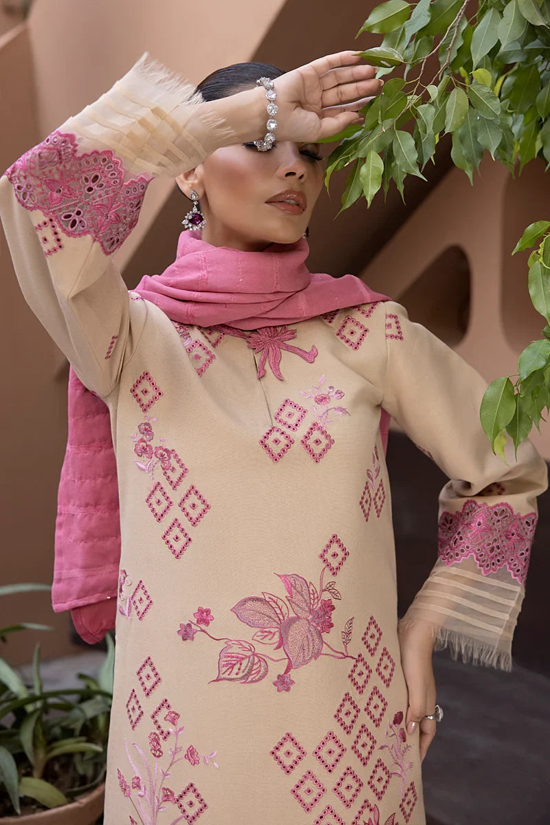 Rang Rasiya - 3PC Dhanak Embroidered Suit | Daru libas