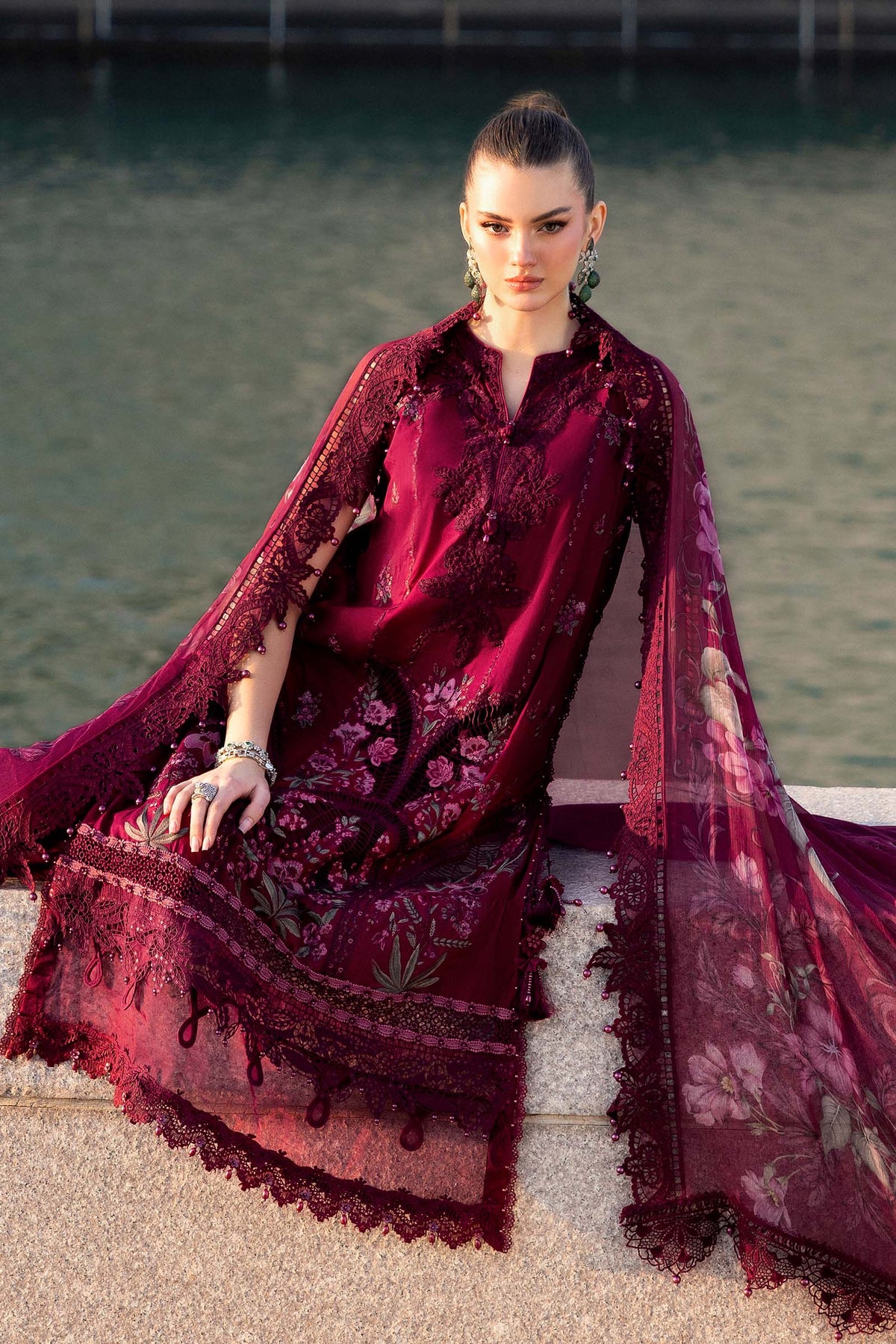 MARIA.B - 3PC Luxury Lawn Embroidered Suit | Daru libas