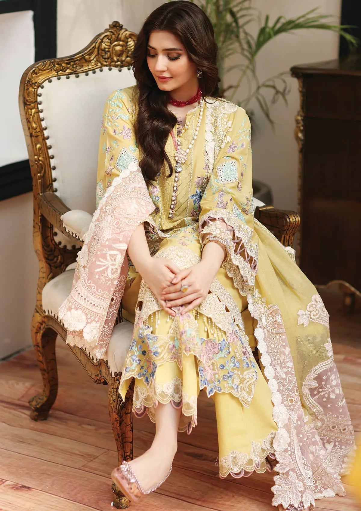 KAHF - 3PC Luxury Lawn Embroidered Suit | Daru libas