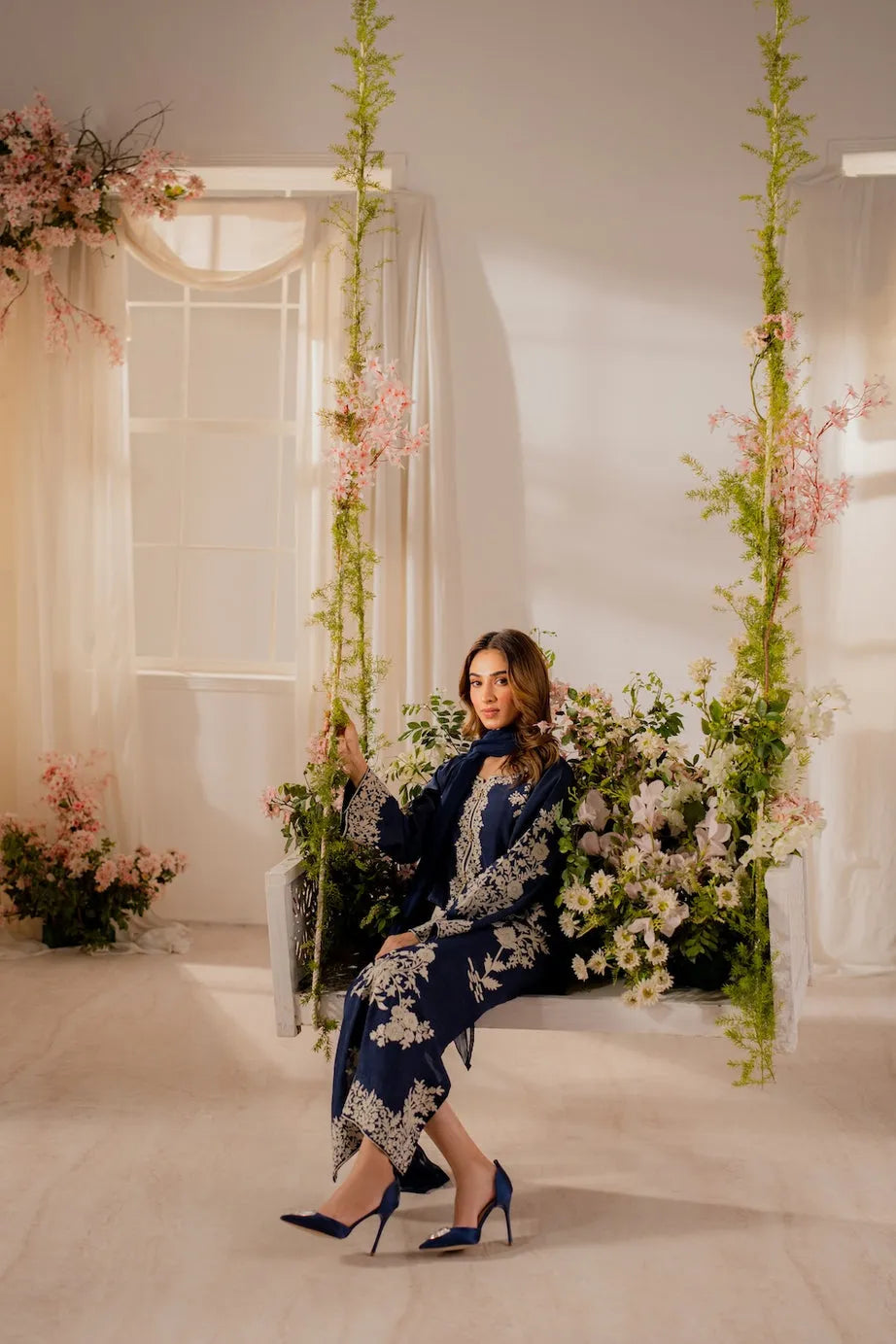 BATIK - 3PC Luxury Lawn Embroidered Suit |Daru libas