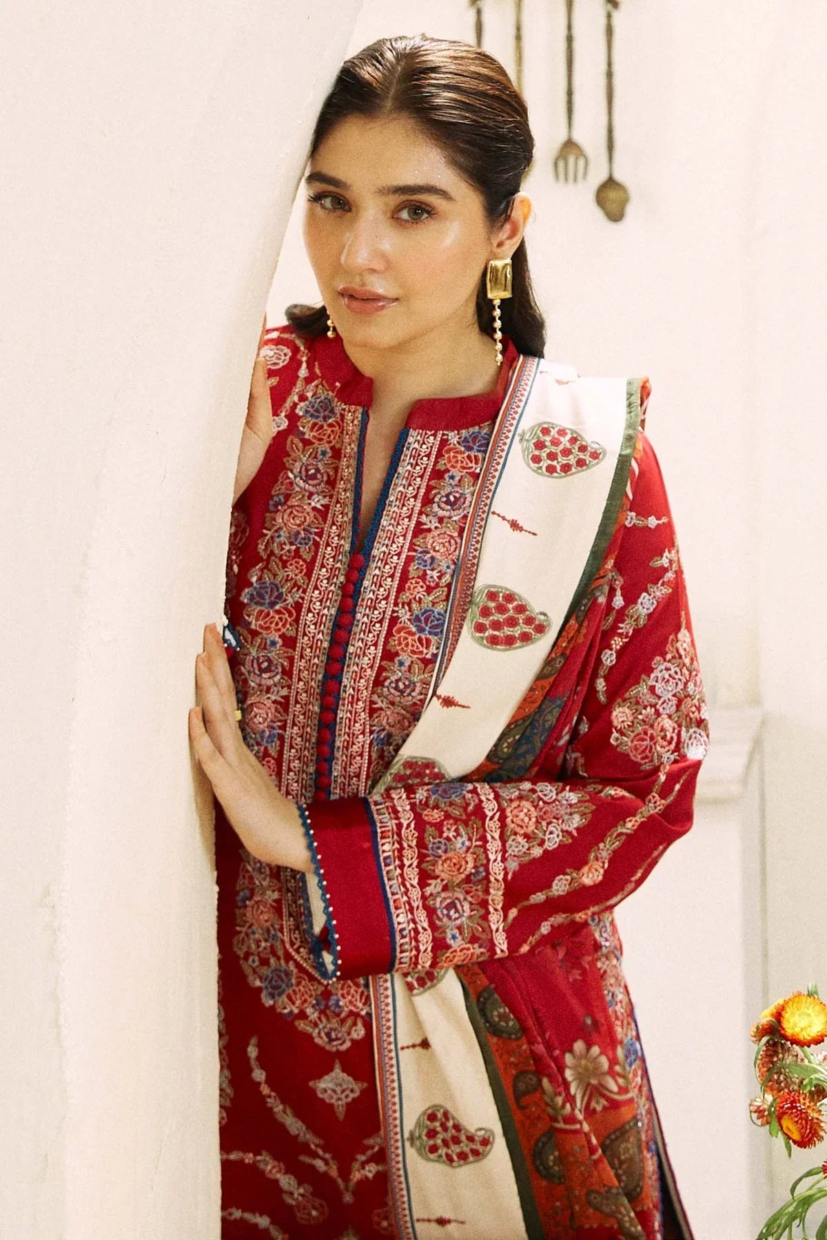 Zara Shahjahan - 3PC Luxury Dhanak Embroidered Suit | Daru libas