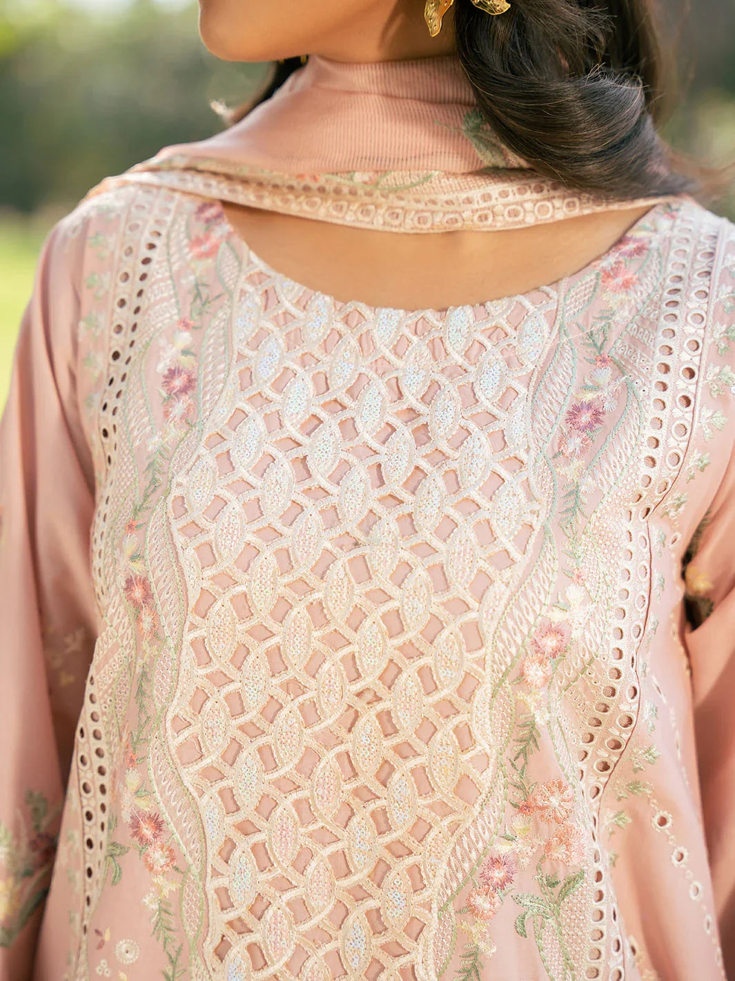 Zara Shajahan - 3PC Luxury Lawn Embroidered Suit | Daru libas